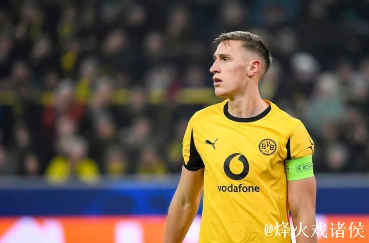 记者：多特对贝壳标价2500万-3000万欧，否则宁可其自由转会